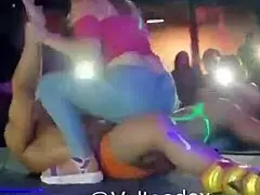 ecuador's la orquidea meme hides massive milf ass jiggle