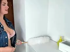 Horny Stepson Catches Stepmom's Pudgy Cock Sucking Cum Handjob
