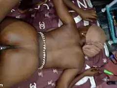 wanna fuck my stepmom's creamy pussy like uncle does in this homemade vid?