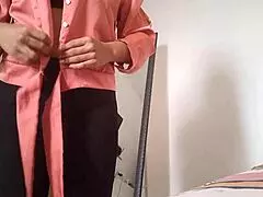 madrastra latina gettin ready fr work but gets naked n fingers wet pussy til she cums screamin