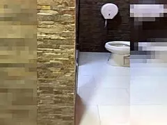 whoa that huge ass madrastra getting raw fucked in the shower no condom 😈💦