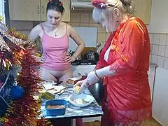 Mommy, wanna kiss in thongs while cooking new years eve?