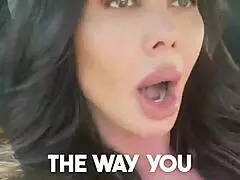 fitness mom stays athletic in her own curvy fit way around the gym