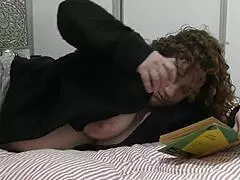 Tetona culona slams her wet pussy on cock for massive anal fisting orgasm