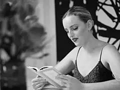 amber moore's erotic book gets charlie forde fingering her wet cunt hard 😈📖💦