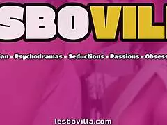 LESIAN STEPMOM ANNIE KING HELPS SATINE SUMMERS SCISSOR IN SATIN