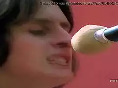 sui generis performs cancion para mi muerte live