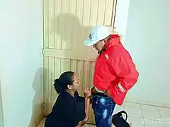 Horny mature flashes ass blows delivery stranger offers stepmom blowjob