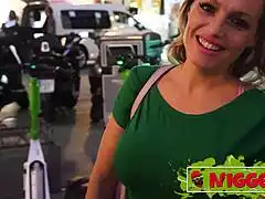 busty lara cruz begs for huge bbc pounding her perfect ass