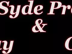 Lesbo 69 with Carmella Clutch's huge tits and squirting pussy frenzy!