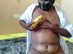 auntie teases her sexy ass on webcam craving more