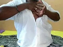 auntie teases her sexy ass on webcam craving more