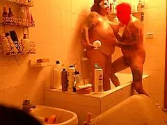 Chubby mature couple gets steamy in shower with big natural boobs bouncing 😊🚿