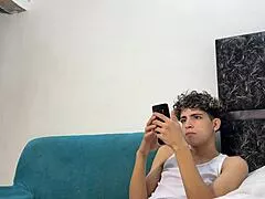 naughty stepsis surprises me jerking off in bed 😈💦