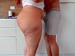 Older woman with big ass fucking