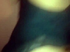 Video amateur de una MILF colombiana en acción