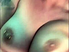 40-vuotias MILF hallitsee POV kohtaus