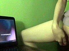 Menonton Porno Tanpa Persetubuhan Membawa kepada Orgasme