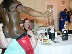 Amateur Jamaican stripper surprises Moms