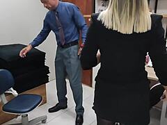 Γλείψιμο Κώλου