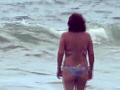 Cuckold wife's first beach adventure