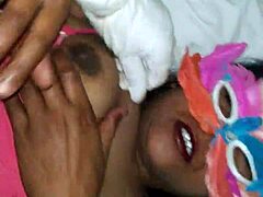 Pussy berbulu ibu tiri dan penis anak tiri