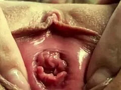 omg neighbor just flashed her wet pussy close-up outdoors for me!!