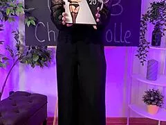 giulia shock struts in 20 den nylons at the fetish club