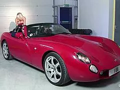 blonde mature with big tits seduces two workers for hard mmf threesome in garage