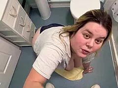 Sexy Latina BBW Mommy Sings Happy Birthday While Sucking Huge Cum Covered Cock