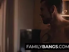 ⭐ pretty stepmom jennifer white gets banged hard by stepson dante cole!