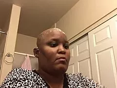 Milf Mommy Shaves Her Head Bald For The First Time At Home On Boyfriend's Request!
