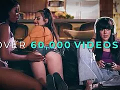 Cali Sweets And Sky Wonderland Ditch Yoga For Scissoring Pussy Grind