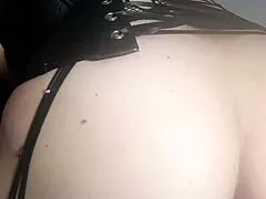 mi madrastra puta se masturba culo y concha gritando mi nombre por dinero 🔥🍑💦🇲🇽