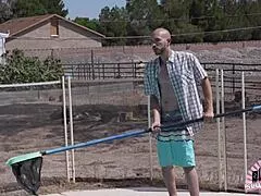 Cougar milf deepthroats pool-boy rough then rides cowgirl 💦🍆!!