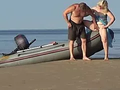 Boatman Pounds Hot Tourist's Curvy Big Ass Outdoors on Beach