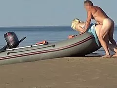 Boatman Pounds Hot Tourist's Curvy Big Ass Outdoors on Beach