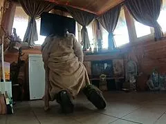 i'm in goldn fur dress deepthroatin then hard doggy bent over freezer ahh