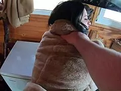 oh god i love givin deep blowjobs in my golden dress then takin hard doggy