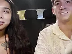 follando yasmina khan en coche parking supermercado con riesgo creampie 😈🚗