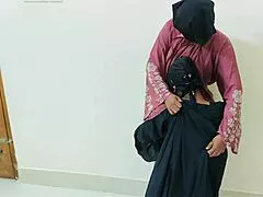 desi hot lesbian bhabhi rams huge dildo deep in steamy play!!