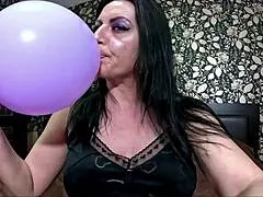 oh god my satin balloon fetish makes me pop barefoot 😩