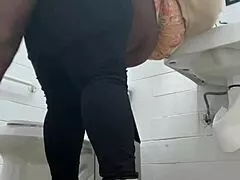 wanna know how that bathroom quickie left my ebony pussy dripping cum?