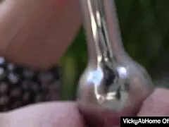 wanna see vicky vette cram dildo deep in her milf cunt by the pool?