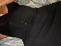 😏 my stepmom chats with her ex while getting her big ass pounded hard from behind 👀