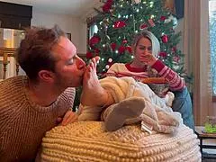 Santa's hooked on wrinkled feet and toes! Lick suck kiss my fetish Christmas treat