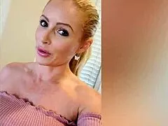 Cheating Blonde Wife Deepthroats Muscular Guy's Huge Dick in Car