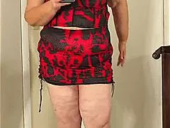 Jamdown26 SSBBW Influencer Sways Plump Curves in Miniskirt and Heels