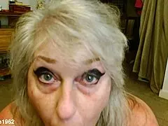 dawnskye1962 hires hot neighbor guy for fun update 43 shaking that ass 😜🍑