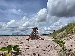 Curvy milf sneaks hairy pussy flashes on crowded public beach
